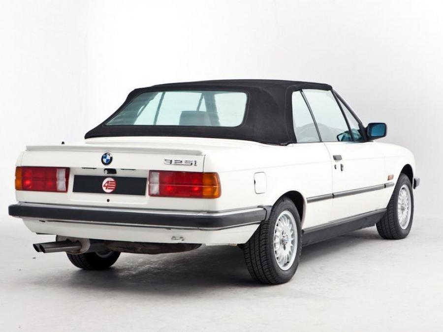  BMW 325i Convertible 1986 года  (UK) (фото 8 из 8)